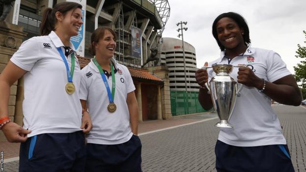 Sarah Hunter, Katy Daley-McLean and Maggie Alphonsi