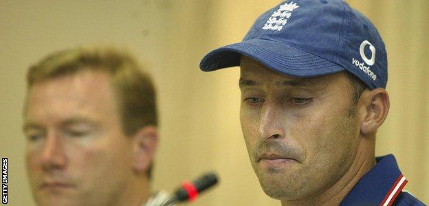 Nasser Hussain during a news conference at the Cullinan Hotel in Cape Town on February 10, 2003