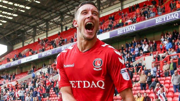 Jason Pearce: Charlton Athletic defender to miss up to 10 weeks - BBC Sport