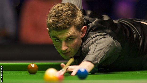World Snooker Championship qualifying Amateur James Cahill qualifies for Crucible
