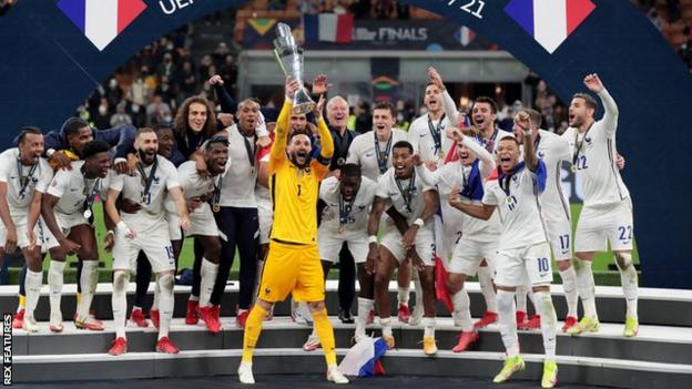 France celebrate winning the 2020-21 Nations League