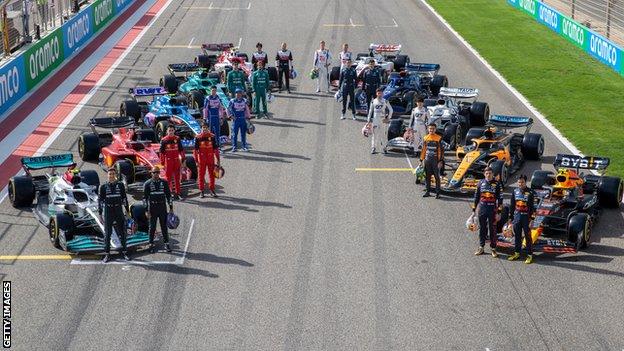 F1 drivers at testing