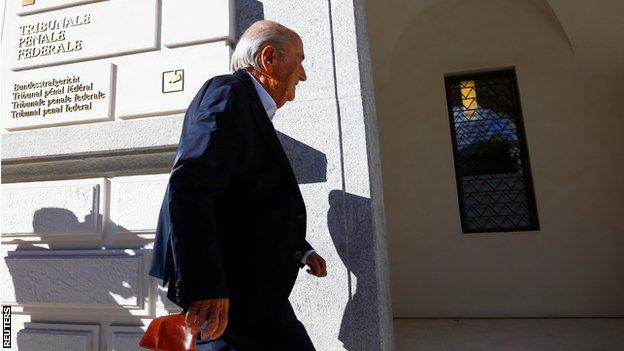 Sepp Blatter arrives at the Swiss Federal Criminal Court on Thursday