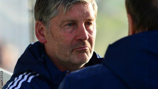 Sunderland: Paul Bracewell named assistant to Sam Allardyce - BBC Sport