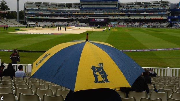 Rained off for the day at Edgbaston