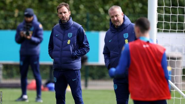 Gareth Southgate overseeing England training