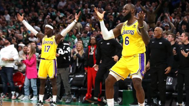 The LA Lakers bench reacted to a call