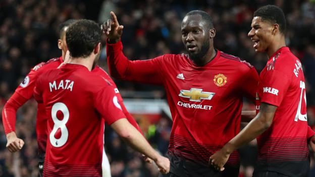 Manchester United 4-1 Fulham: Hosts secure biggest league win of the season - BBC Sport