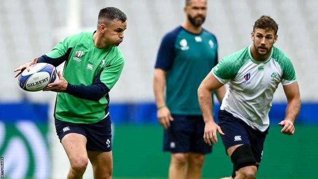 Johnny Sexton and Caelan Doris pictured during Ireland training