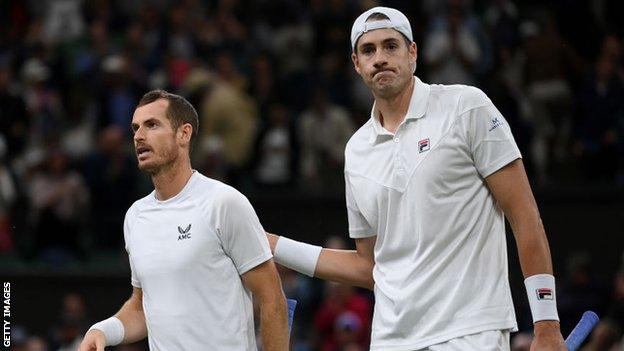 Andy Murray and John Isner