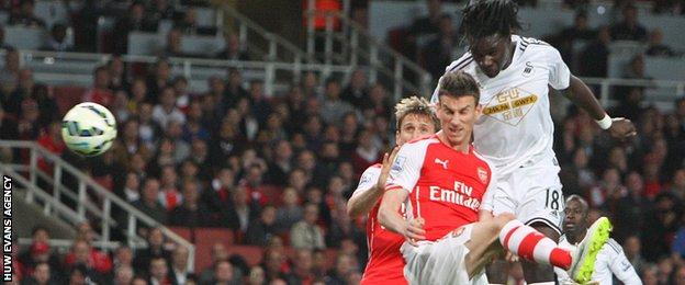 Bafetimbi Gomis