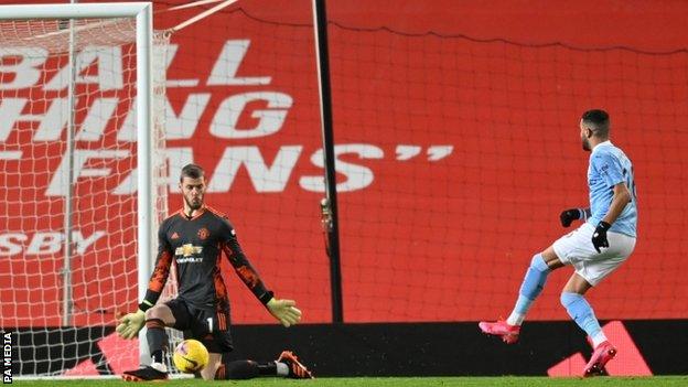 Manchester United 0 0 Manchester City Derby Ends In Stalemate At Old Trafford Bbc Sport