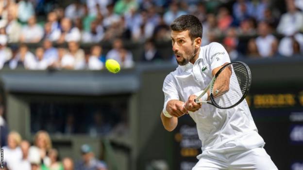 Ténis: Djokovic abdica do Masters 1.000 do Canadá por cansaço