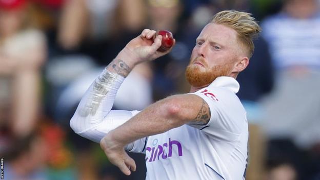 England captain Ben Stokes bowls in second Test v New Zealand in Wellington