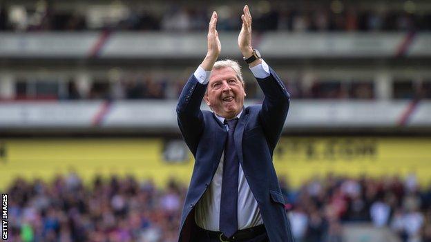 Roy Hodgson applauds the Crystal Palace crowd