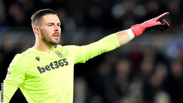 Jack Butland: Crystal Palace sign Stoke goalkeeper after transfer deadline  - BBC Sport