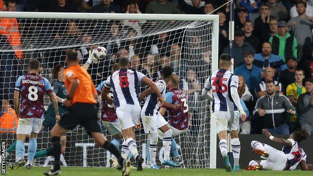 Burnley 2-1 West Brom, SUPER Twine Free Kick! 🔥