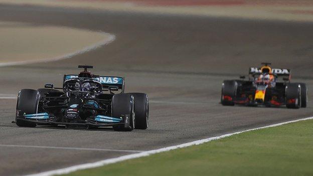 Lewis Hamilton ahead of Max Verstappen
