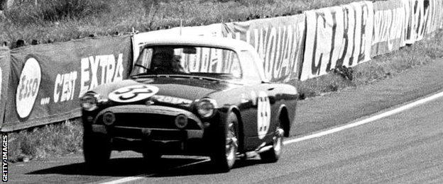 Paddy Hopkirk driving a Sunbeam Alpine in the 1962 Le Mans 24 Hours