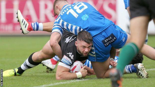 Andy Ackers scores Toronto Wolfpack's first try against Halifax