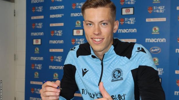 Leopold Wahlstedt: Blackburn Rovers sign Sweden goalkeeper after Thomas  Kaminski exit - BBC Sport