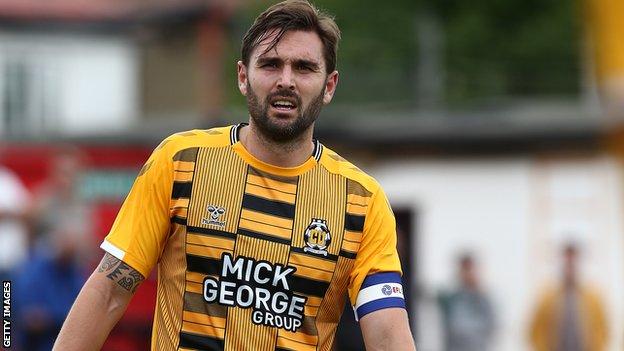 Greg Taylor: Cambridge United captain signs new one-year contract