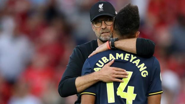 Pierre-Emerick Aubameyang named Premier League player of month thumbnail