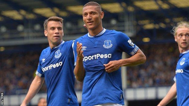 Everton midfielder Richarlison