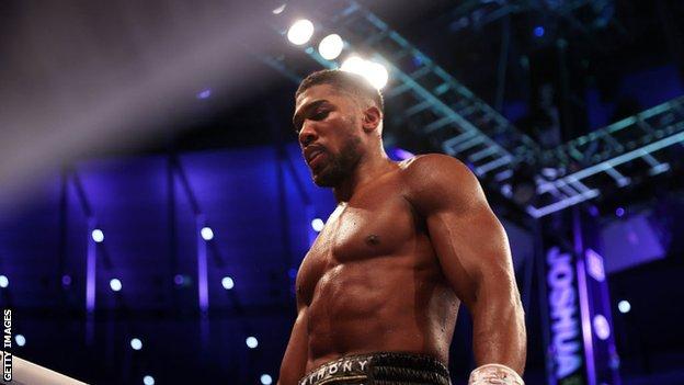 Anthony Joshua looks dejected