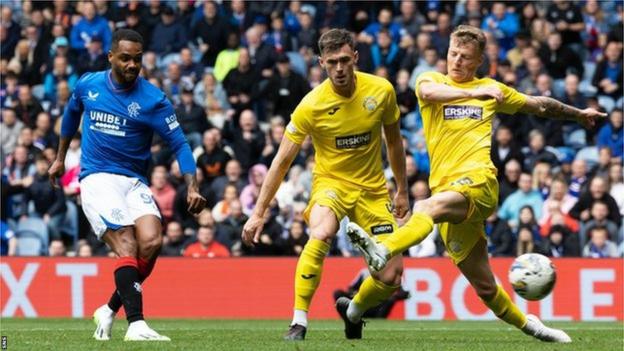 Danilo scores for Rangers