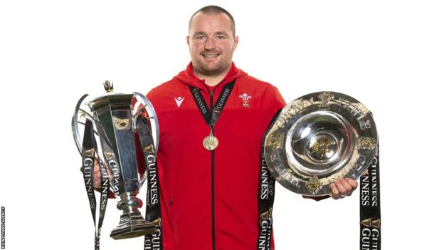 Ken Owens Bids Farewell: Scarlets, Wales, and Lions Hooker Announces Retirement at 37.