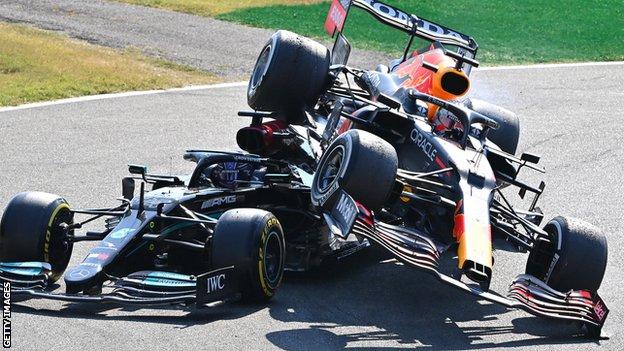 Lewis Hamilton en Max Vestappen