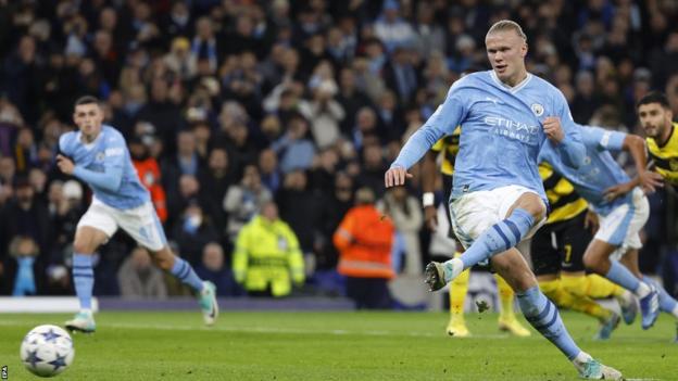 Erling Haaland scores for Manchester City