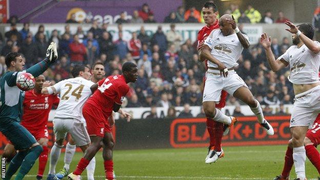 Ayew scores for Swansea