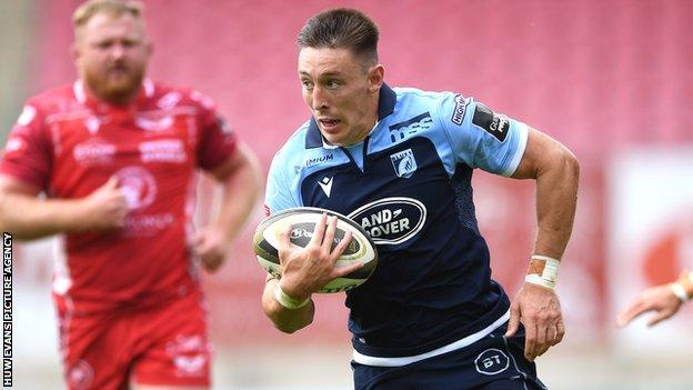 Josh Adams Wales Wing Back In Try Scoring Groove On Cardiff Blues Return Bbc Sport