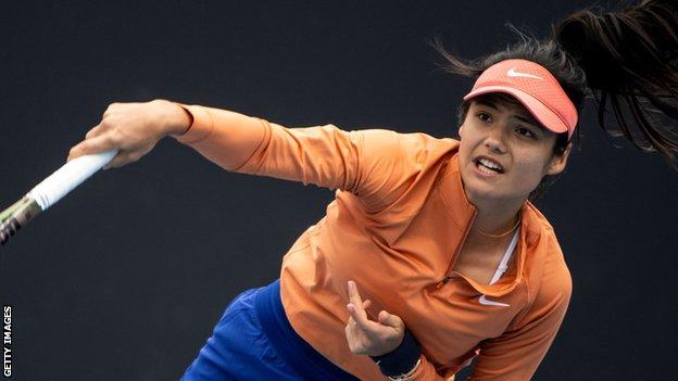 Emma Raducanu practises at Melbourne before the 2022 Australian Open