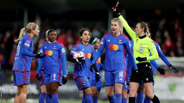 United States co-captain Lindsey Horan was sent off in the 52nd minute