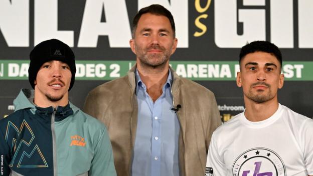 Conlan and Gill pose for photographs