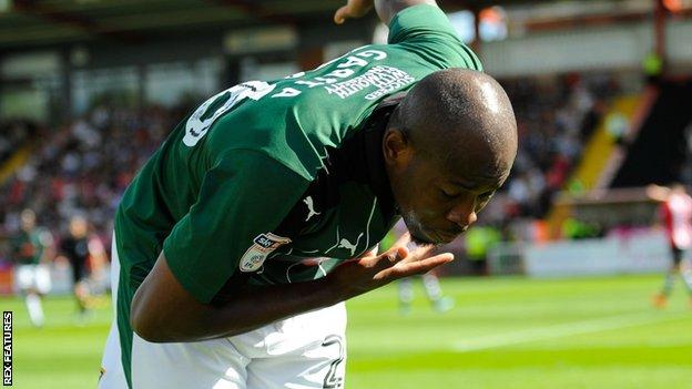 Exeter City 0 2 Plymouth Argyle c Sport