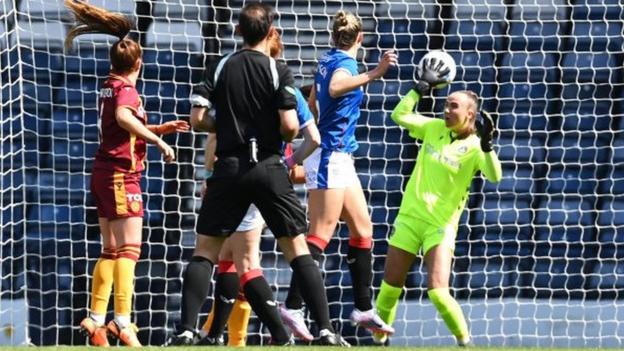 Hannah Davison's first half header was the only effort to beat Emily Mutch in the Motherwell goal