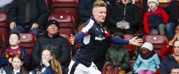 Mark O'Hara made it 3-1 to Dundee in the first half