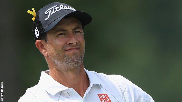Adam Scott wears yellow ribbon in memory of Jarrod Lyle