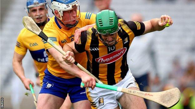 Clare's Diarmuid Ryan challenges Kilkenny's Eoin Cody at Croke Park