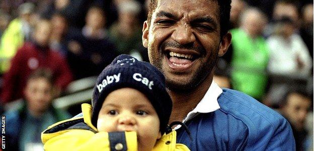 Emile Ntamack: 'Rugby is in Romain's blood' - France fly ...