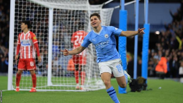 Alvarez bags brace as Manchester City beat Olayinka's Crvena Zvezda 3-1 in Champions  League opener - Pulse Sports Nigeria