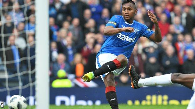 Alfredo Morelos misses a chance to score for Rangers