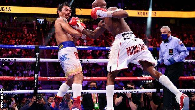 Manny Pacquiao loses to Yordenis Ugas