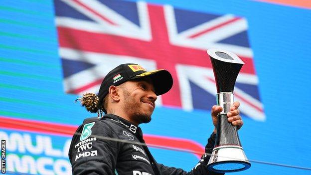 Denver Broncos: Lewis Hamilton joins incoming ownership group of NFL team -  BBC Sport