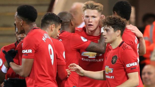 Man Utd cruise to win at Norwich despite Krul saving two penalties