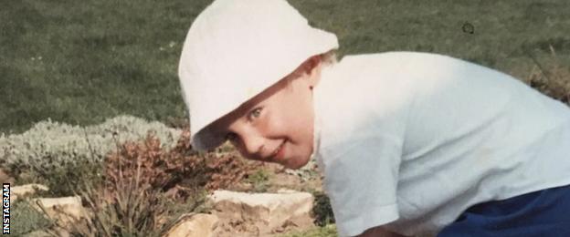 Stuart Broad child picture